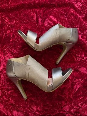 Simply Vera Wang Metallic Pewter Open-Toe Stiletto Sandals